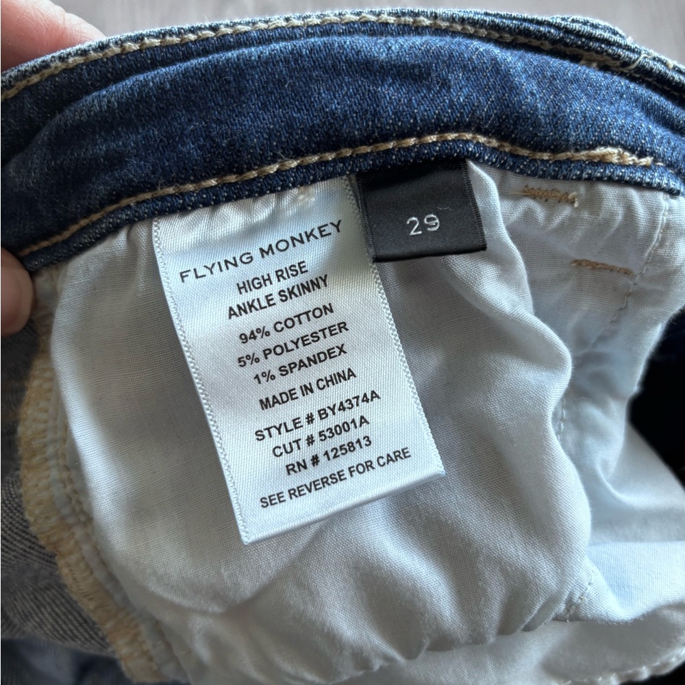 Flying Monkey Distressed Skinny Jean Size 29 - Picture 3 of 4